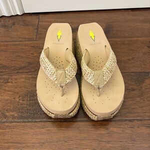 Volatile Women’s wedge sandals